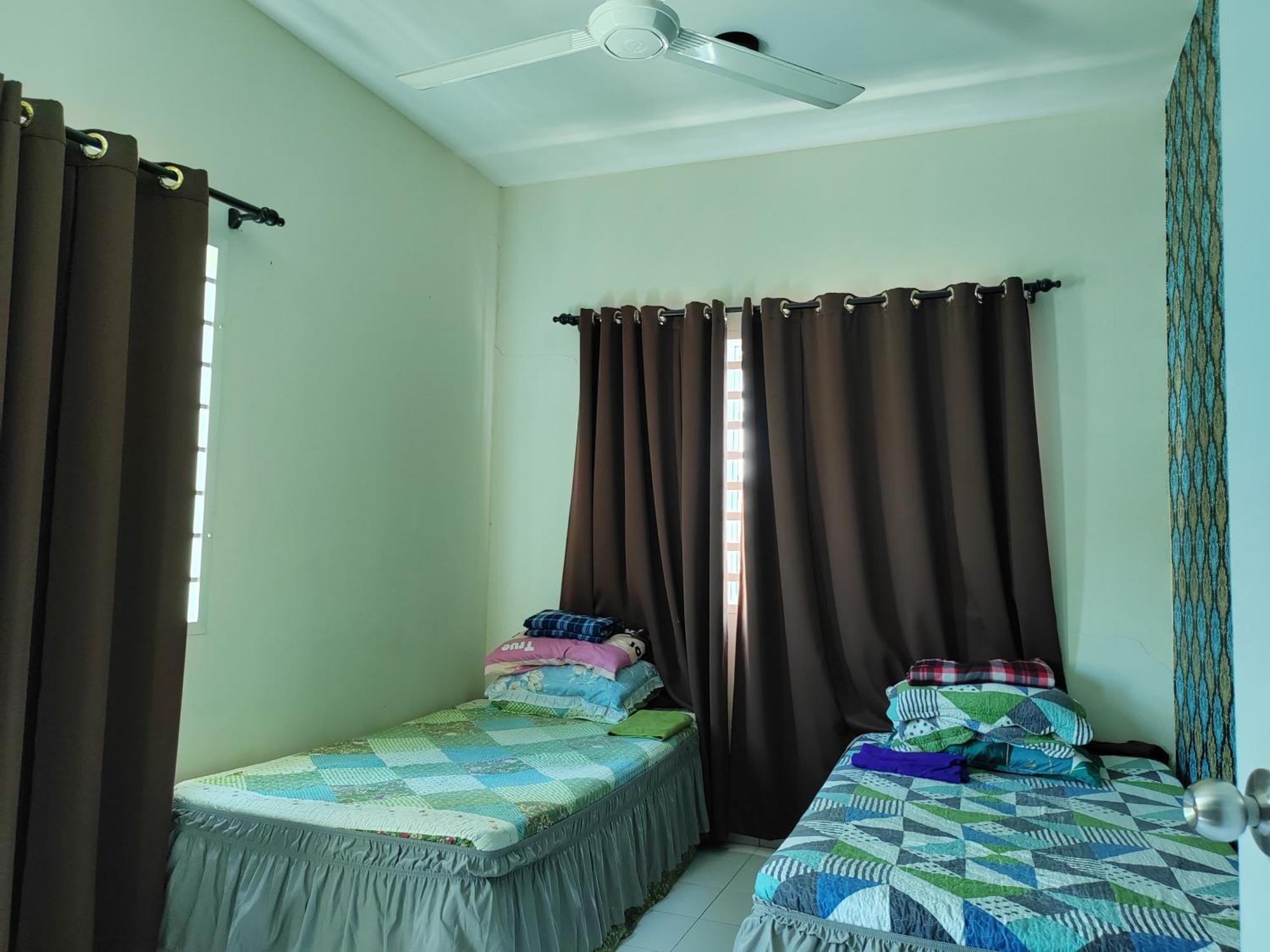 Villa Teratak Delisha -musslim Kampong Jemampar Exterior foto